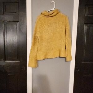 Avalin Mustard Sweater Size M